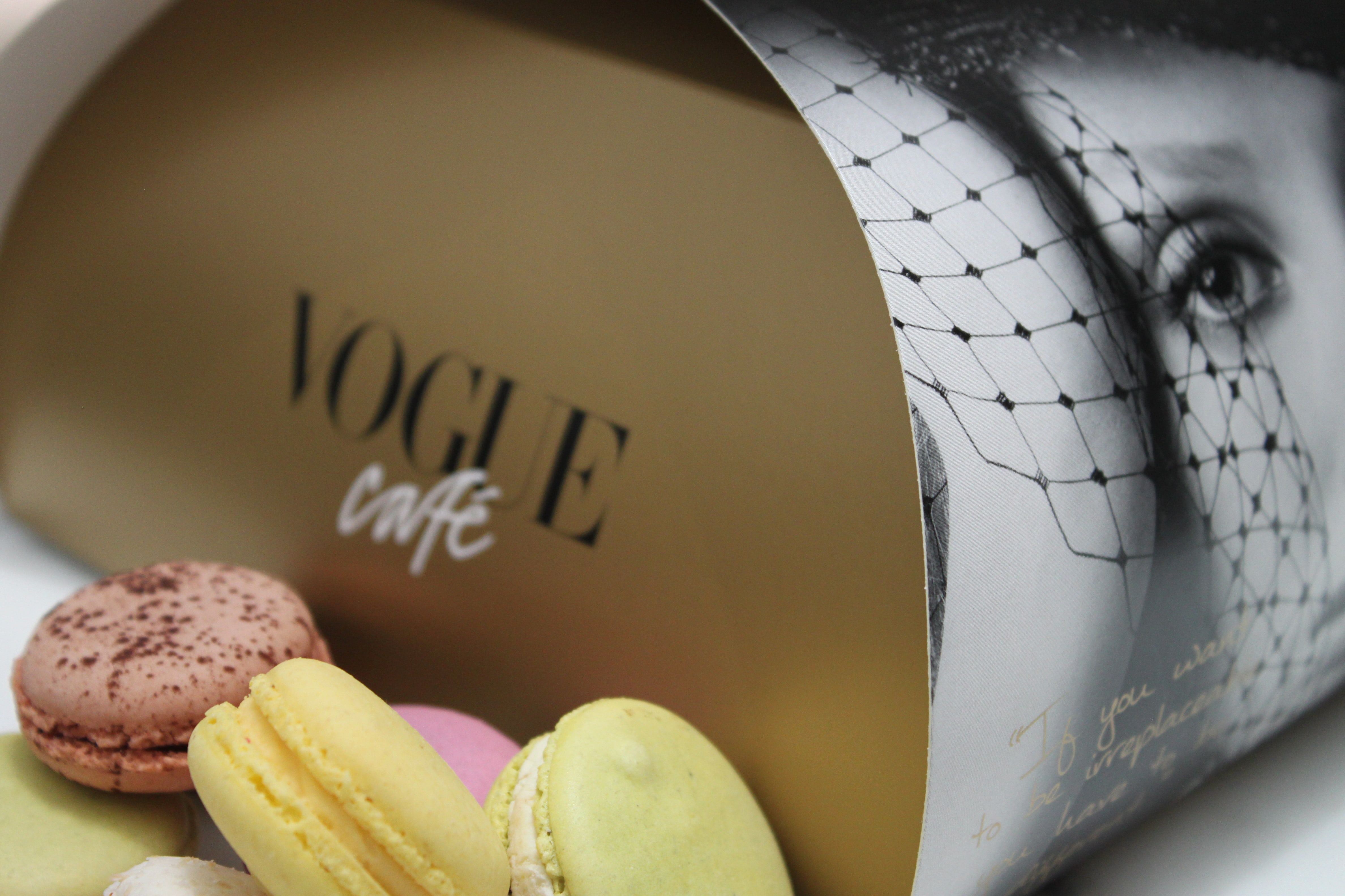 Vogue Cafe Macaroons[4]-min