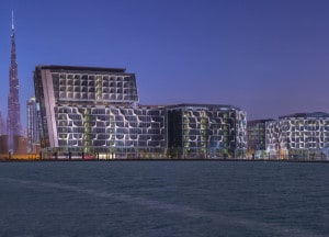 dubai-design-district-zaha-hadid-santiago-calatrava-foster-and-partners-offices-designboom-02 (1)
